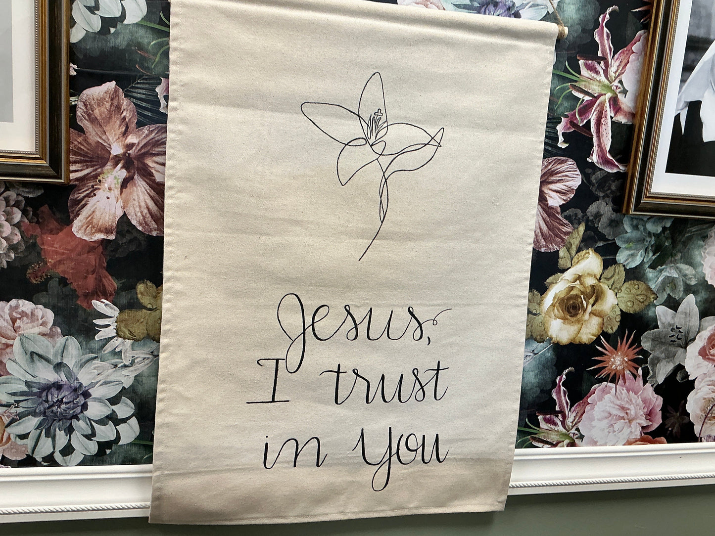Canvas Banner
