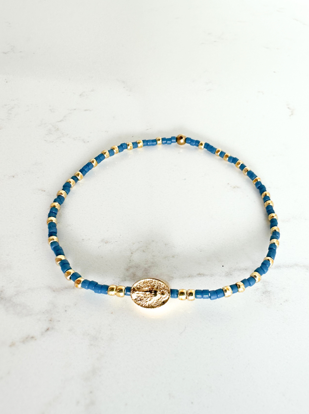 Miraculous Medal Bracelet: Adults / Mantle Blue