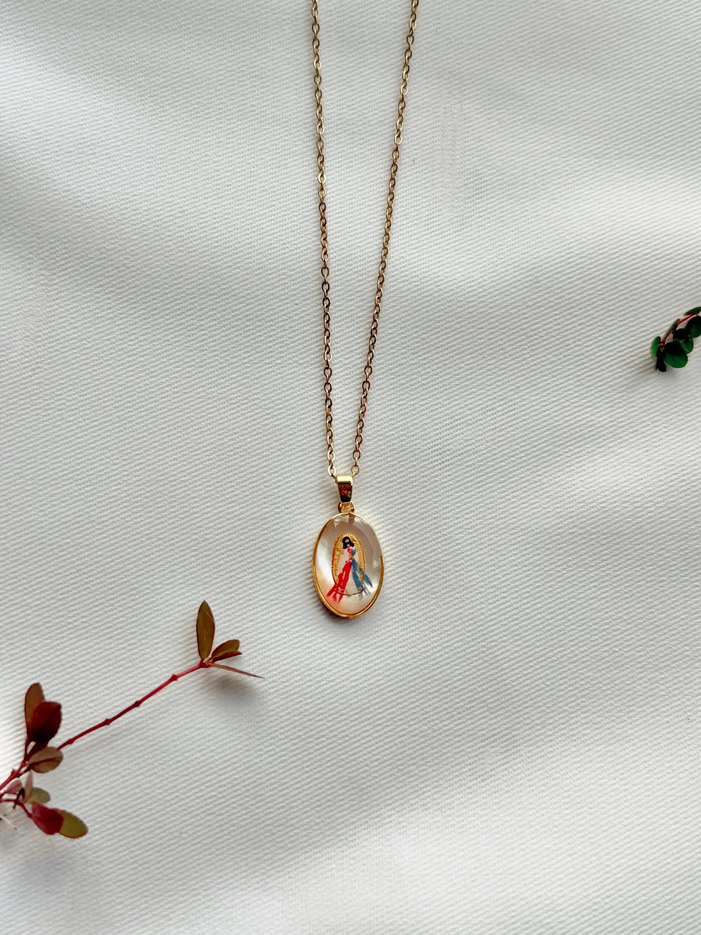 Dainty Jesus In Divine Mercy Necklace