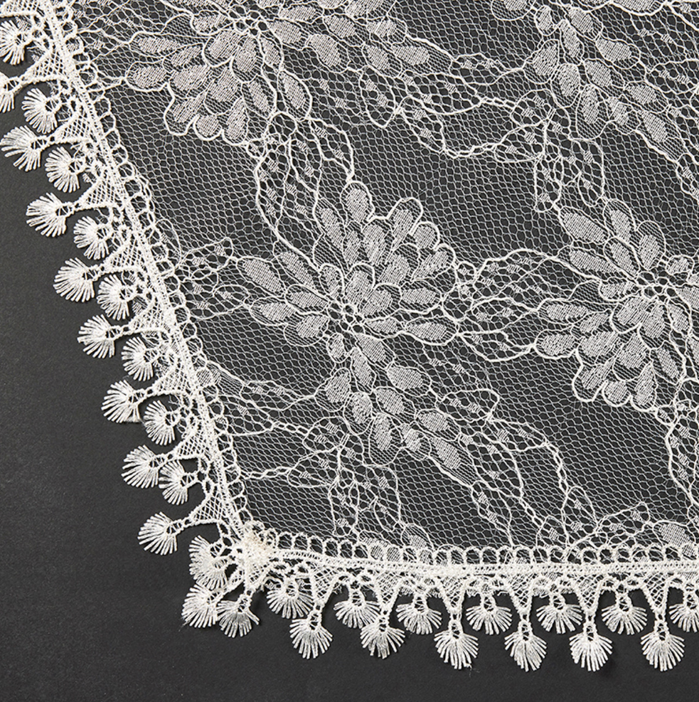 White Little Flower Chapel Veil