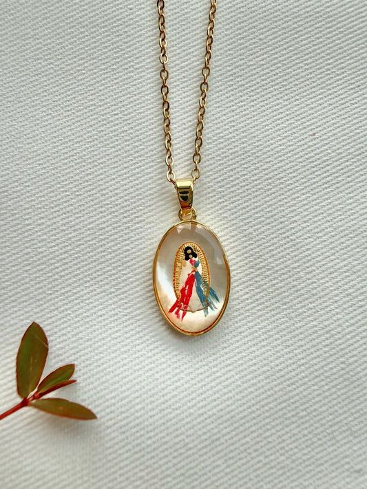 Dainty Jesus In Divine Mercy Necklace